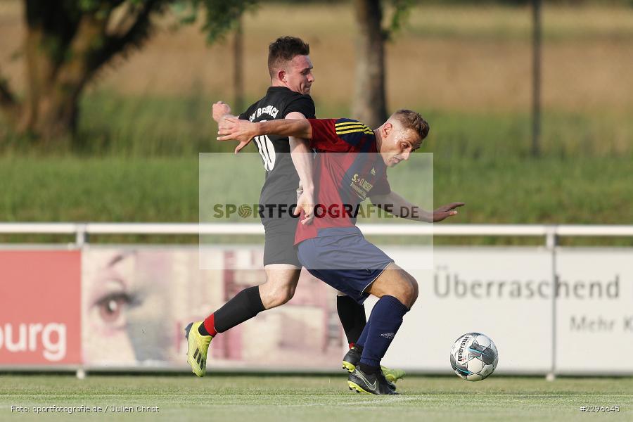 Adrian Freier, Timo Rützel, Sportgelände, Retzbach, 25.06.2021, Freundschaftsspiele, sport, action, Fussball, Deutschland, Juni 2021, Saison 2021/2022, BSC, TSV, BSC Aura, TSV Retzbach - Bild-ID: 2296645