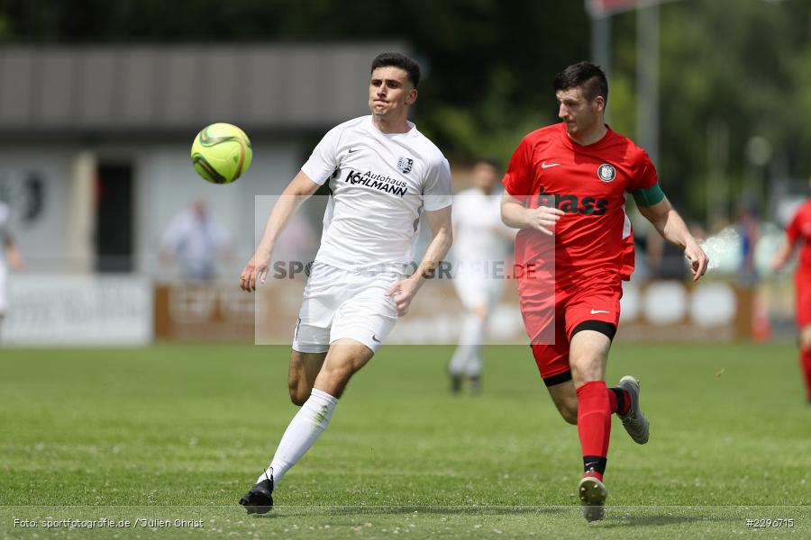 Julian Etzel, Max Lambrecht, Sportgelände, Karlburg, 27.06.2021, Freundschaftsspiele, sport, action, Fussball, Deutschland, Juni 2021, Saison 2021/2022, TUS, TSV, TuS Frammersbach, TSV Karlburg - Bild-ID: 2296715