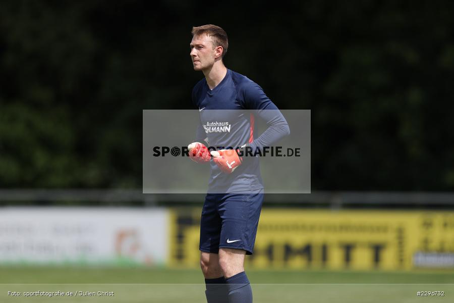 Jonas Kohlhepp, Sportgelände, Karlburg, 27.06.2021, Freundschaftsspiele, sport, action, Fussball, Deutschland, Juni 2021, Saison 2021/2022, TUS, TSV, TuS Frammersbach, TSV Karlburg - Bild-ID: 2296732