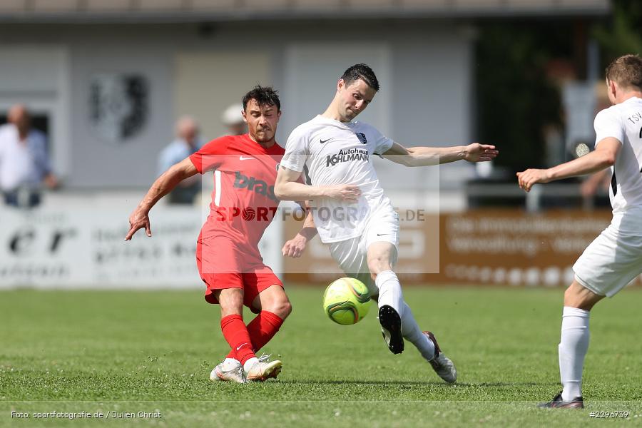 Cedric Fenske, Luca Pfister, Sportgelände, Karlburg, 27.06.2021, Freundschaftsspiele, sport, action, Fussball, Deutschland, Juni 2021, Saison 2021/2022, TUS, TSV, TuS Frammersbach, TSV Karlburg - Bild-ID: 2296739