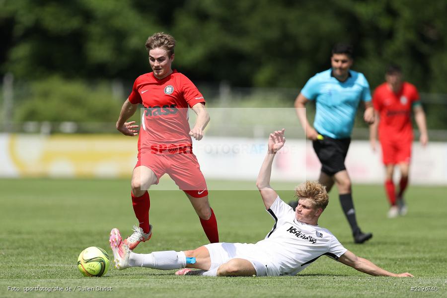 Tim Zachrau, Adrian Winter, Sportgelände, Karlburg, 27.06.2021, Freundschaftsspiele, sport, action, Fussball, Deutschland, Juni 2021, Saison 2021/2022, TUS, TSV, TuS Frammersbach, TSV Karlburg - Bild-ID: 2296740