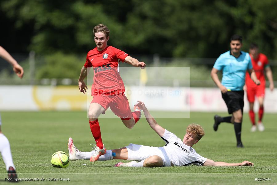 Tim Zachrau, Adrian Winter, Sportgelände, Karlburg, 27.06.2021, Freundschaftsspiele, sport, action, Fussball, Deutschland, Juni 2021, Saison 2021/2022, TUS, TSV, TuS Frammersbach, TSV Karlburg - Bild-ID: 2296741