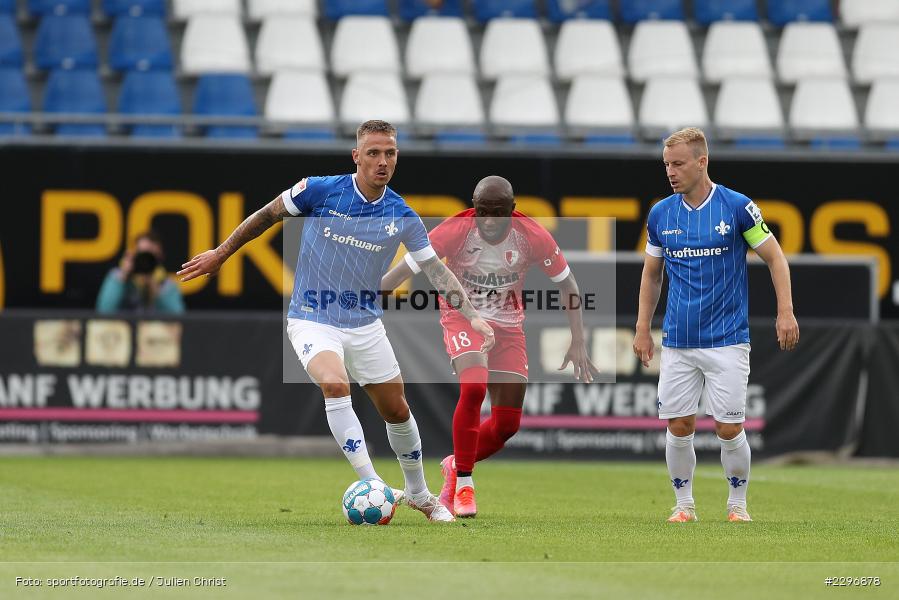 Fabian Holland, Phillip Tietz, Merck-Stadion, Darmstadt, 01.07.2021, Freundschaftsspiele, sport, action, Fussball, Deutschland, Juli 2021, Saison 2021/2022, 2. Bundesliga, BGL, Swift Hesperange, SVD, Swift Hesperingen, SV Darmstadt 98 - Bild-ID: 2296878