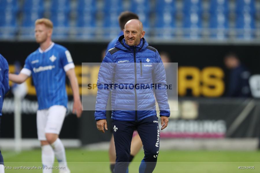 lacht, Torsten Lieberknecht, Merck-Stadion, Darmstadt, 01.07.2021, Freundschaftsspiele, sport, action, Fussball, Deutschland, Juli 2021, Saison 2021/2022, 2. Bundesliga, BGL, Swift Hesperange, SVD, Swift Hesperingen, SV Darmstadt 98 - Bild-ID: 2296905