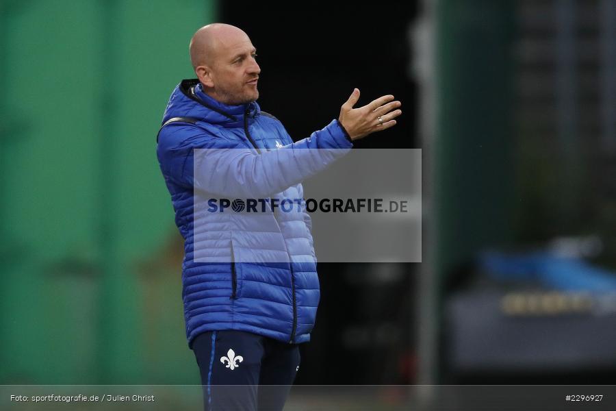 Hände, Arme, gestikuliert, Torsten Lieberknecht, Merck-Stadion, Darmstadt, 01.07.2021, Freundschaftsspiele, sport, action, Fussball, Deutschland, Juli 2021, Saison 2021/2022, 2. Bundesliga, BGL, Swift Hesperange, SVD, Swift Hesperingen, SV Darmstadt 98 - Bild-ID: 2296927