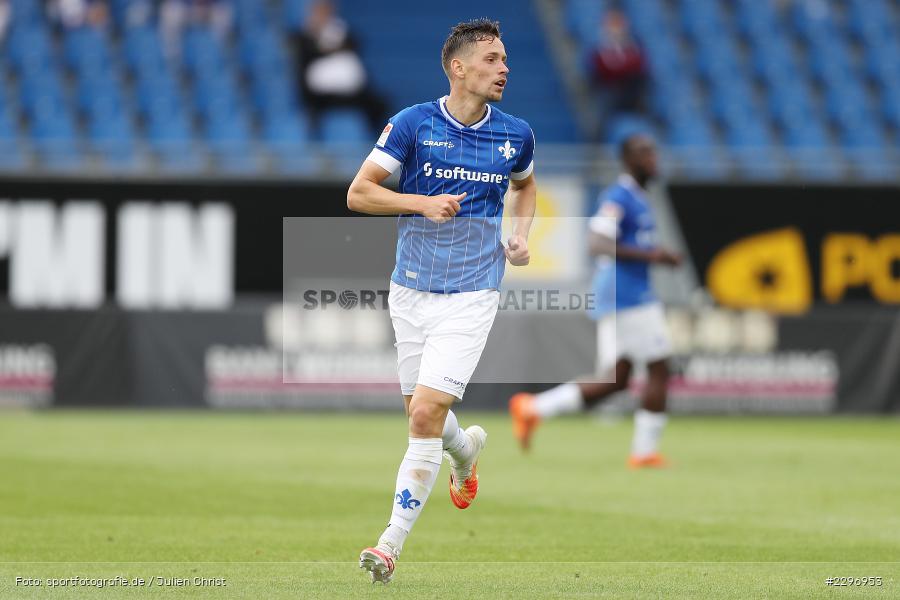 Jannik Müller, Merck-Stadion, Darmstadt, 01.07.2021, Freundschaftsspiele, sport, action, Fussball, Deutschland, Juli 2021, Saison 2021/2022, 2. Bundesliga, BGL, Swift Hesperange, SVD, Swift Hesperingen, SV Darmstadt 98 - Bild-ID: 2296953 Jannik Müller, Merck-Stadion, Darmstadt, 01.07.2021, Freundschaftsspiele, sport, action, Fussball, Deutschland, Juli 2021, Saison 2021/2022, 2. Bundesliga, BGL, Swift Hesperange, SVD, Swift Hesperingen, SV Darmstadt 98 - Bild-ID: 2296953