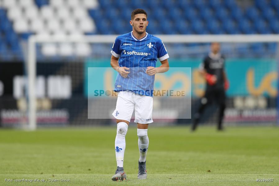 Emir Karic, Merck-Stadion, Darmstadt, 01.07.2021, Freundschaftsspiele, sport, action, Fussball, Deutschland, Juli 2021, Saison 2021/2022, 2. Bundesliga, BGL, Swift Hesperange, SVD, Swift Hesperingen, SV Darmstadt 98 - Bild-ID: 2296957 Emir Karic, Merck-Stadion, Darmstadt, 01.07.2021, Freundschaftsspiele, sport, action, Fussball, Deutschland, Juli 2021, Saison 2021/2022, 2. Bundesliga, BGL, Swift Hesperange, SVD, Swift Hesperingen, SV Darmstadt 98 - Bild-ID: 2296957