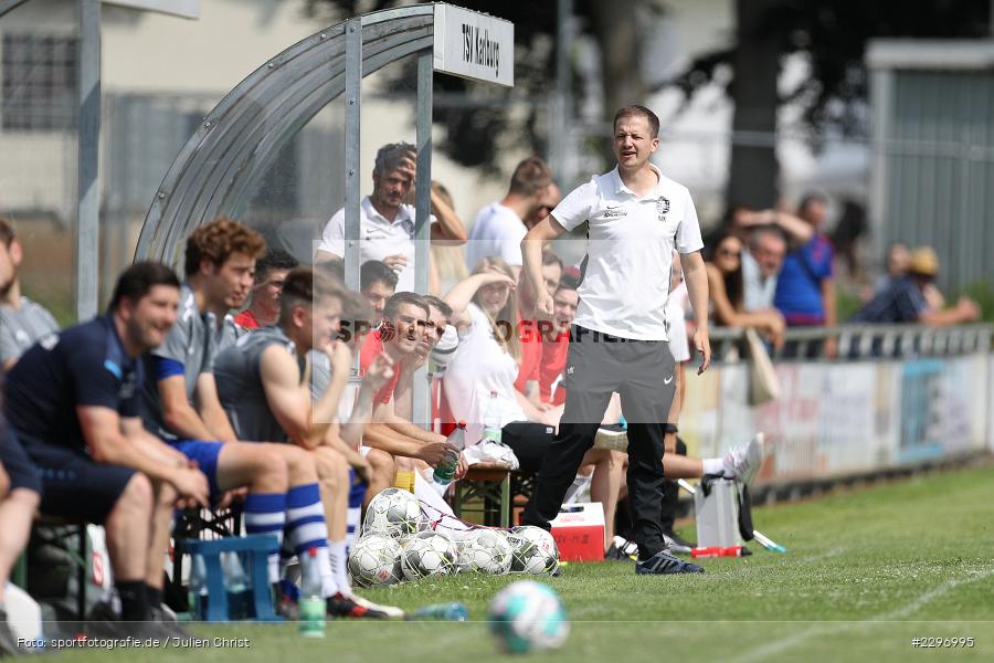 Trainer, Markus Köhler, Sportgelaende in der Au, Karlstadt, 04.07.2021, Freundschaftsspiele, sport, action, Fussball, Deutschland, Juli 2021, Saison 2021/2022, Bezirksliga Unterfranken West, Bayernliga Nord, ASV Rimpar, TSV Karlburg - Bild-ID: 2296995