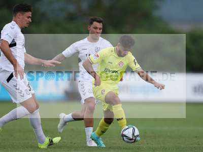 Fotos von FC Würzburger Kickers - TSV Aubstadt auf sportfotografie.de