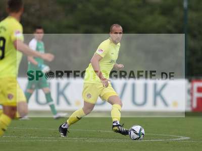 Fotos von FC Würzburger Kickers - TSV Aubstadt auf sportfotografie.de