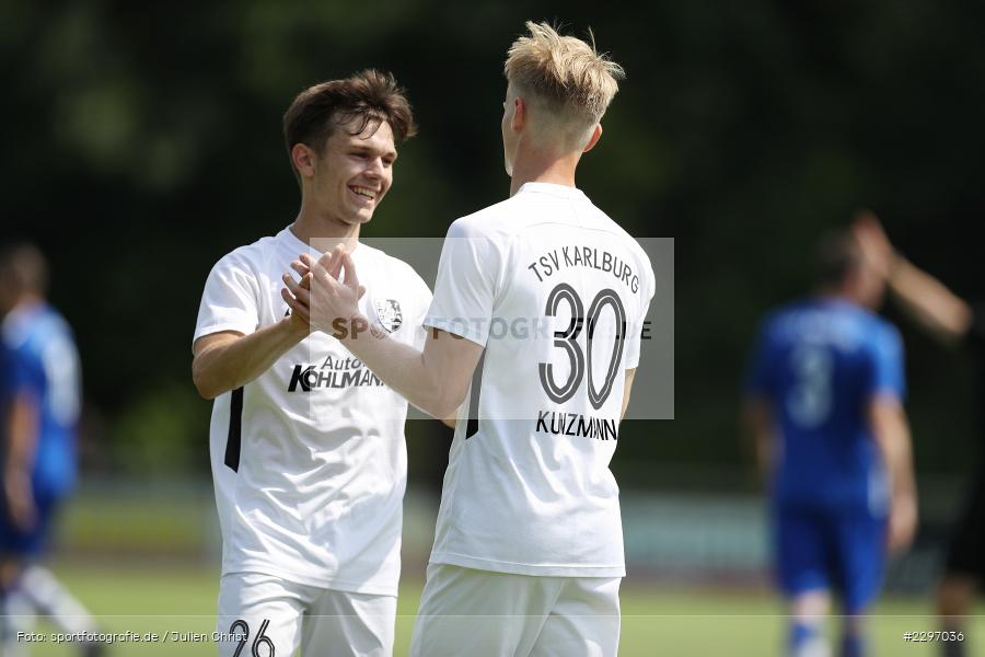Marco Kunzmann, Paul Karle, Sportgelaende in der Au, Karlstadt, 04.07.2021, Freundschaftsspiele, sport, action, Fussball, Deutschland, Juli 2021, Saison 2021/2022, Bezirksliga Unterfranken West, Bayernliga Nord, ASV Rimpar, TSV Karlburg - Bild-ID: 2297036