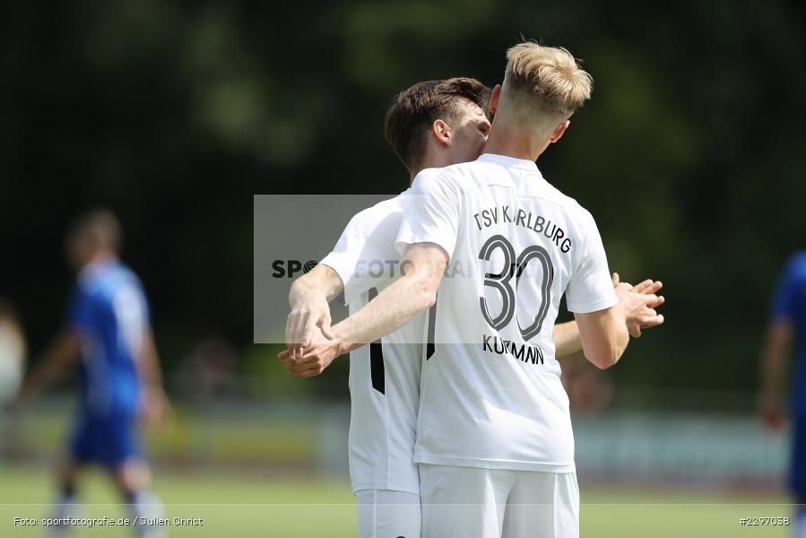 Marco Kunzmann, Paul Karle, Sportgelaende in der Au, Karlstadt, 04.07.2021, Freundschaftsspiele, sport, action, Fussball, Deutschland, Juli 2021, Saison 2021/2022, Bezirksliga Unterfranken West, Bayernliga Nord, ASV Rimpar, TSV Karlburg - Bild-ID: 2297038