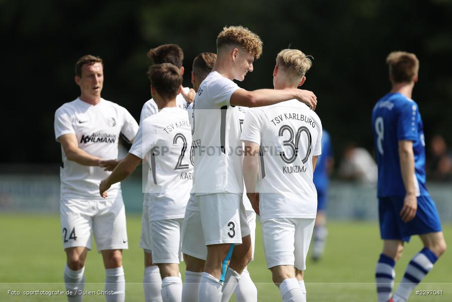 Marco Kunzmann, Torjubel, Adrian Winter, Sportgelaende in der Au, Karlstadt, 04.07.2021, Freundschaftsspiele, sport, action, Fussball, Deutschland, Juli 2021, Saison 2021/2022, Bezirksliga Unterfranken West, Bayernliga Nord, ASV Rimpar, TSV Karlburg - Bild-ID: 2297041