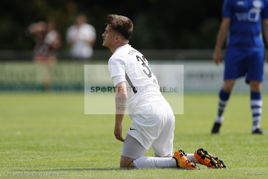 Pascal Jeni, Sportgelaende in der Au, Karlstadt, 04.07.2021, Freundschaftsspiele, sport, action, Fussball, Deutschland, Juli 2021, Saison 2021/2022, Bezirksliga Unterfranken West, Bayernliga Nord, ASV Rimpar, TSV Karlburg - Bild-ID: 2297044