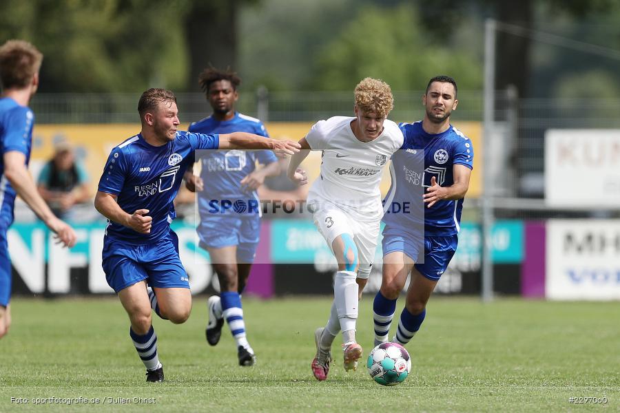 Adrian Winter, Sportgelaende in der Au, Karlstadt, 04.07.2021, Freundschaftsspiele, sport, action, Fussball, Deutschland, Juli 2021, Saison 2021/2022, Bezirksliga Unterfranken West, Bayernliga Nord, ASV Rimpar, TSV Karlburg - Bild-ID: 2297060