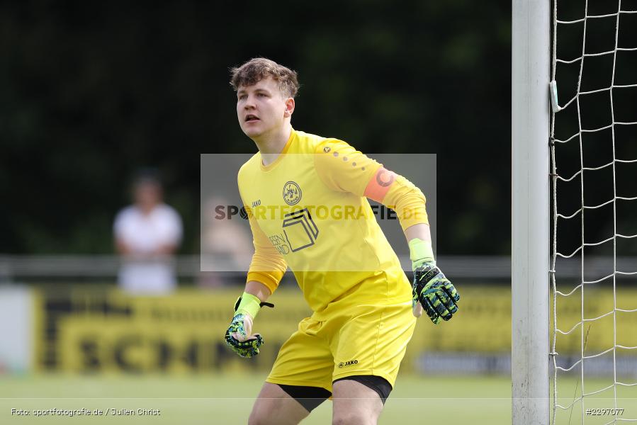 Torwart, Robin Michel, Sportgelaende in der Au, Karlstadt, 04.07.2021, Freundschaftsspiele, sport, action, Fussball, Deutschland, Juli 2021, Saison 2021/2022, Bezirksliga Unterfranken West, Bayernliga Nord, ASV Rimpar, TSV Karlburg - Bild-ID: 2297077