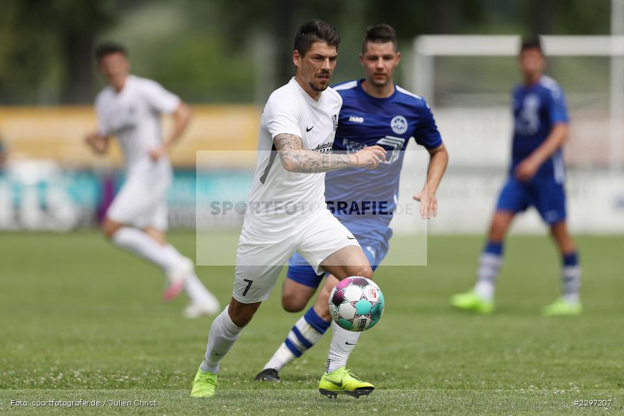 Steffen Bachmann, Sportgelaende in der Au, Karlstadt, 04.07.2021, Freundschaftsspiele, sport, action, Fussball, Deutschland, Juli 2021, Saison 2021/2022, Bezirksliga Unterfranken West, Bayernliga Nord, ASV Rimpar, TSV Karlburg - Bild-ID: 2297207