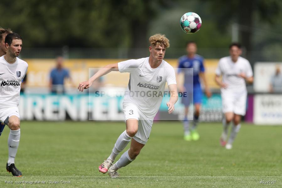 Adrian Winter, Sportgelaende in der Au, Karlstadt, 04.07.2021, Freundschaftsspiele, sport, action, Fussball, Deutschland, Juli 2021, Saison 2021/2022, Bezirksliga Unterfranken West, Bayernliga Nord, ASV Rimpar, TSV Karlburg - Bild-ID: 2297217