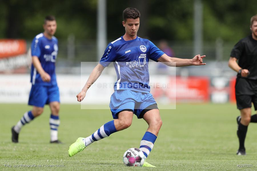 Louis Reinhart, Sportgelaende in der Au, Karlstadt, 04.07.2021, Freundschaftsspiele, sport, action, Fussball, Deutschland, Juli 2021, Saison 2021/2022, Bezirksliga Unterfranken West, Bayernliga Nord, ASV Rimpar, TSV Karlburg - Bild-ID: 2297221