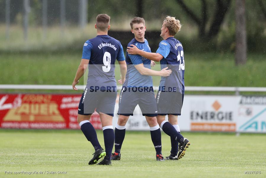 Sportplatz, Retzbach, 04.07.2021, Freundschaftsspiele, sport, action, Fussball, Deutschland, Juli 2021, Saison 2021/2022, Kreisliga Würzburg, SV Sonderhofen, TSV Retzbach - Bild-ID: 2297275