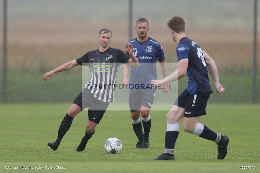 Sportplatz, Retzbach, 04.07.2021, Freundschaftsspiele, sport, action, Fussball, Deutschland, Juli 2021, Saison 2021/2022, Kreisliga Würzburg, SV Sonderhofen, TSV Retzbach - Bild-ID: 2297310