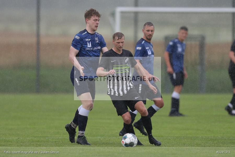 Sportplatz, Retzbach, 04.07.2021, Freundschaftsspiele, sport, action, Fussball, Deutschland, Juli 2021, Saison 2021/2022, Kreisliga Würzburg, SV Sonderhofen, TSV Retzbach - Bild-ID: 2297313
