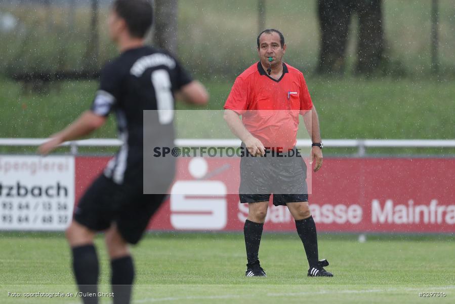 Sportplatz, Retzbach, 04.07.2021, Freundschaftsspiele, sport, action, Fussball, Deutschland, Juli 2021, Saison 2021/2022, Kreisliga Würzburg, SV Sonderhofen, TSV Retzbach - Bild-ID: 2297316