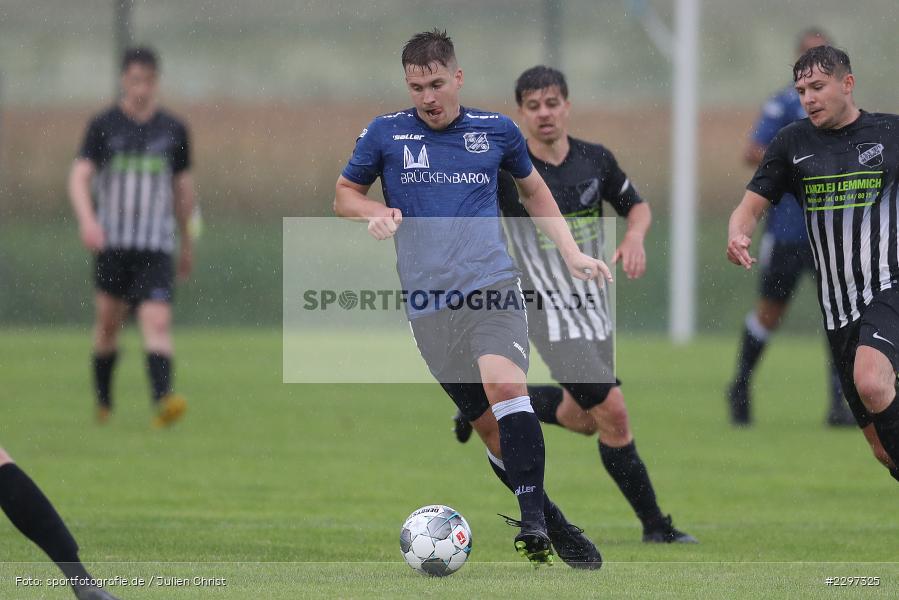 Sportplatz, Retzbach, 04.07.2021, Freundschaftsspiele, sport, action, Fussball, Deutschland, Juli 2021, Saison 2021/2022, Kreisliga Würzburg, SV Sonderhofen, TSV Retzbach - Bild-ID: 2297325