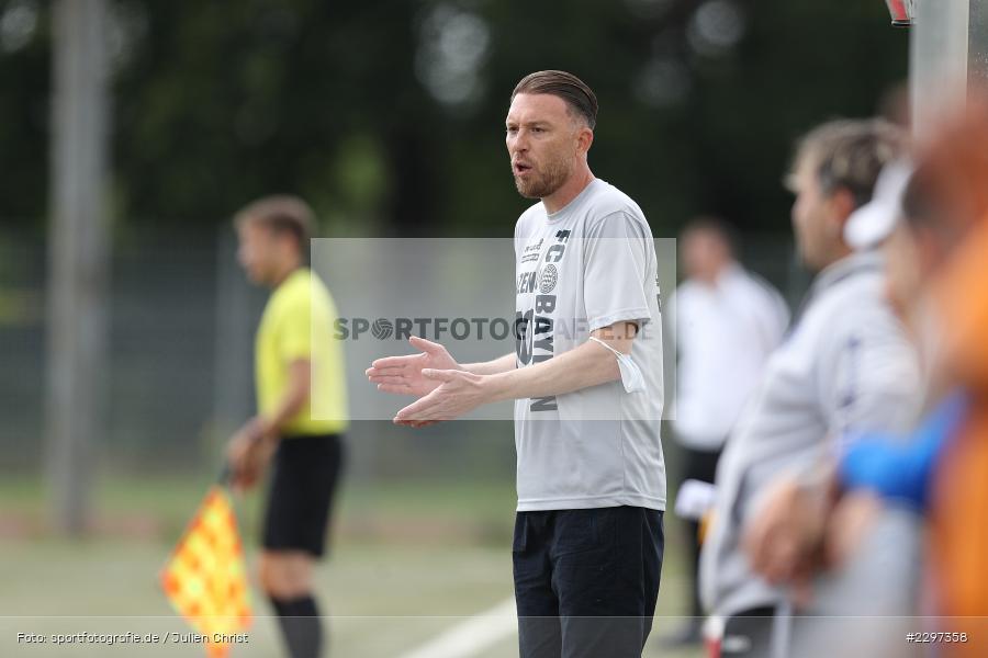 Trainer, Murat Özbahar, Städtisches Sportzentrum, Alzenau in Unterfranken, 11.07.2021, sport, action, Fussball, Deutschland, Testspiel, Freundschaftsspiele, Juli 2021, Saison 2021/2022, Bayernliga, Hessenliga, TSV Karlburg, FC Bayern Alzenau - Bild-ID: 2297358
