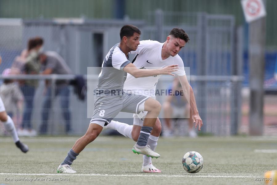 Jan Martin, Okan Cetin, Städtisches Sportzentrum, Alzenau in Unterfranken, 11.07.2021, sport, action, Fussball, Deutschland, Testspiel, Freundschaftsspiele, Juli 2021, Saison 2021/2022, Bayernliga, Hessenliga, TSV Karlburg, FC Bayern Alzenau - Bild-ID: 2297392