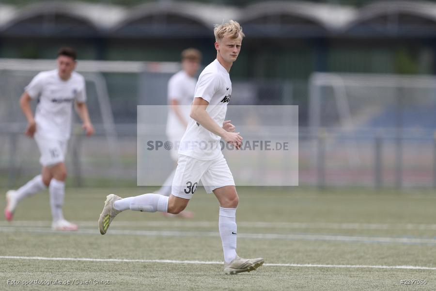 Marco Kunzmann, Städtisches Sportzentrum, Alzenau in Unterfranken, 11.07.2021, sport, action, Fussball, Deutschland, Testspiel, Freundschaftsspiele, Juli 2021, Saison 2021/2022, Bayernliga, Hessenliga, TSV Karlburg, FC Bayern Alzenau - Bild-ID: 2297636