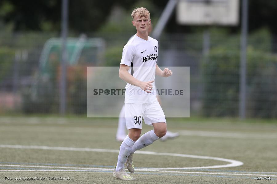 Marco Kunzmann, Städtisches Sportzentrum, Alzenau in Unterfranken, 11.07.2021, sport, action, Fussball, Deutschland, Testspiel, Freundschaftsspiele, Juli 2021, Saison 2021/2022, Bayernliga, Hessenliga, TSV Karlburg, FC Bayern Alzenau - Bild-ID: 2297638