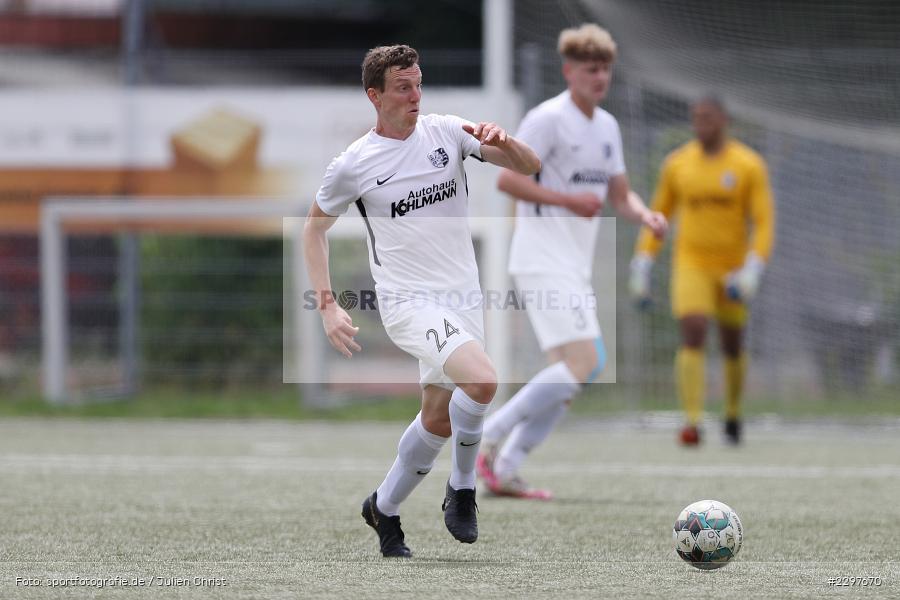 Sebastian Fries, Städtisches Sportzentrum, Alzenau in Unterfranken, 11.07.2021, sport, action, Fussball, Deutschland, Testspiel, Freundschaftsspiele, Juli 2021, Saison 2021/2022, Bayernliga, Hessenliga, TSV Karlburg, FC Bayern Alzenau - Bild-ID: 2297670
