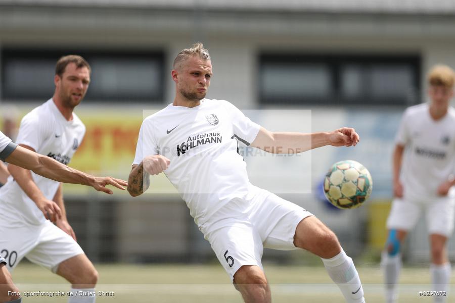 Marvin Schramm, Städtisches Sportzentrum, Alzenau in Unterfranken, 11.07.2021, sport, action, Fussball, Deutschland, Testspiel, Freundschaftsspiele, Juli 2021, Saison 2021/2022, Bayernliga, Hessenliga, TSV Karlburg, FC Bayern Alzenau - Bild-ID: 2297672