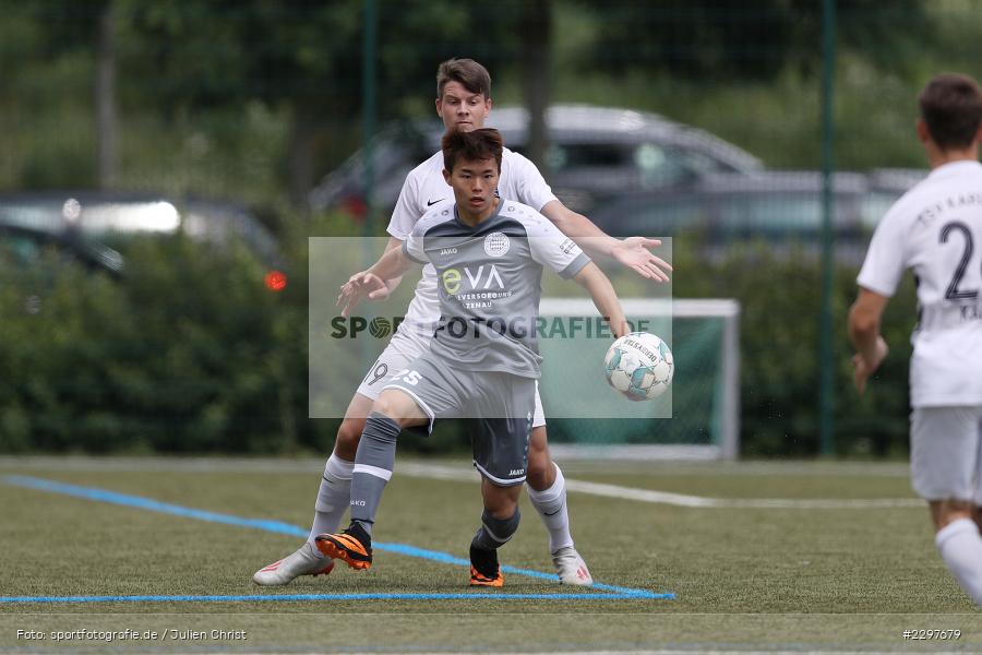 Mingi Kang, Städtisches Sportzentrum, Alzenau in Unterfranken, 11.07.2021, sport, action, Fussball, Deutschland, Testspiel, Freundschaftsspiele, Juli 2021, Saison 2021/2022, Bayernliga, Hessenliga, TSV Karlburg, FC Bayern Alzenau - Bild-ID: 2297679
