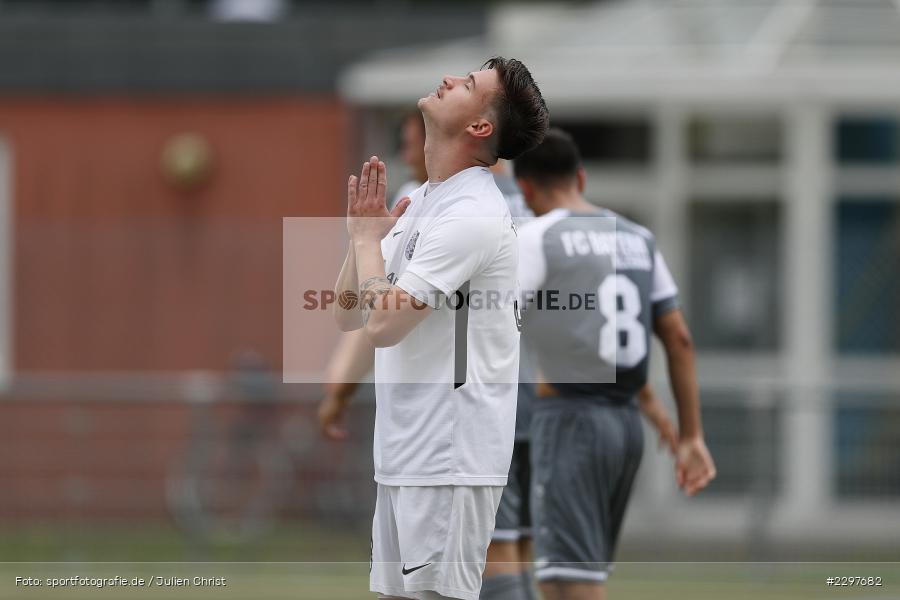 Hadern, Pascal Jeni, Städtisches Sportzentrum, Alzenau in Unterfranken, 11.07.2021, sport, action, Fussball, Deutschland, Testspiel, Freundschaftsspiele, Juli 2021, Saison 2021/2022, Bayernliga, Hessenliga, TSV Karlburg, FC Bayern Alzenau - Bild-ID: 2297682
