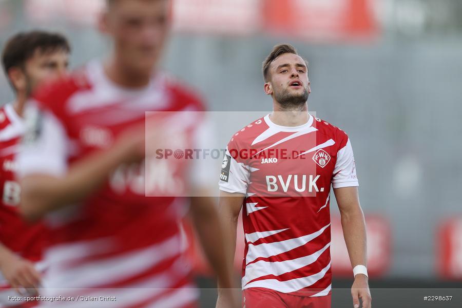 David Kopacz, FLYERALARM Arena, Würzburg, 14.07.2021, DFL, Freundschaftsspiele, sport, action, Fussball, Deutschland, Juli 2021, Saison 2021/2022, SGF, FWK, Bundesliga, 3. Liga, SpVgg Greuther Fürth, FC Würzburger Kickers - Bild-ID: 2298637