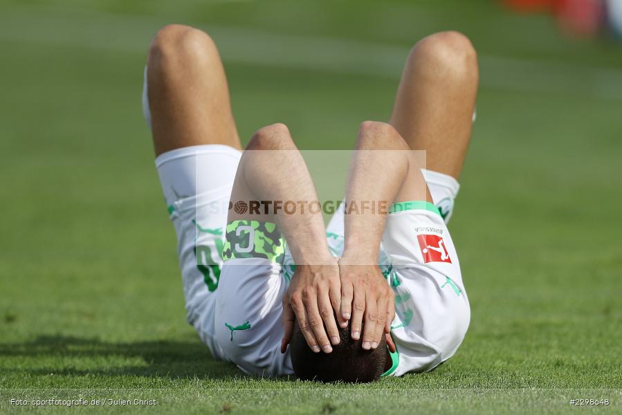 Branimir Hrgota, FLYERALARM Arena, Würzburg, 14.07.2021, DFL, Freundschaftsspiele, sport, action, Fussball, Deutschland, Juli 2021, Saison 2021/2022, SGF, FWK, Bundesliga, 3. Liga, SpVgg Greuther Fürth, FC Würzburger Kickers - Bild-ID: 2298648