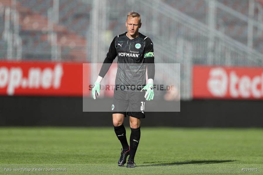 Enttäuscht, Sascha Burchert, FLYERALARM Arena, Würzburg, 14.07.2021, DFL, Freundschaftsspiele, sport, action, Fussball, Deutschland, Juli 2021, Saison 2021/2022, SGF, FWK, Bundesliga, 3. Liga, SpVgg Greuther Fürth, FC Würzburger Kickers - Bild-ID: 2298675 Enttäuscht, Sascha Burchert, FLYERALARM Arena, Würzburg, 14.07.2021, DFL, Freundschaftsspiele, sport, action, Fussball, Deutschland, Juli 2021, Saison 2021/2022, SGF, FWK, Bundesliga, 3. Liga, SpVgg Greuther Fürth, FC Würzburger Kickers - Bild-ID: 2298675