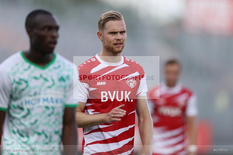 Lars Dietz, FLYERALARM Arena, Würzburg, 14.07.2021, DFL, Freundschaftsspiele, sport, action, Fussball, Deutschland, Juli 2021, Saison 2021/2022, SGF, FWK, Bundesliga, 3. Liga, SpVgg Greuther Fürth, FC Würzburger Kickers - Bild-ID: 2298706