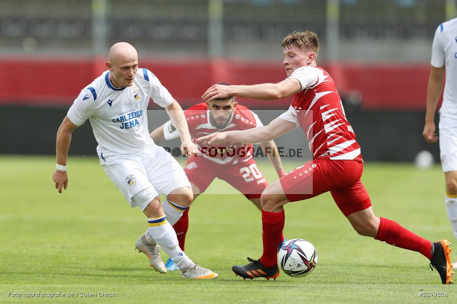 Fanol Perdedaj, Dennis Waidner, Maximilian Krauß, FLYERALARM Arena, Würzburg, 17.07.2021, DFL, Freundschaftsspiele, sport, action, Fussball, Deutschland, Juli 2021, Saison 2021/2022, FCC, FWK, Regionalliga Nordost, 3. Liga, FC Carl Zeiss Jena, FC Würzburger Kickers - Bild-ID: 2299856 Fanol Perdedaj, Dennis Waidner, Maximilian Krauß, FLYERALARM Arena, Würzburg, 17.07.2021, DFL, Freundschaftsspiele, sport, action, Fussball, Deutschland, Juli 2021, Saison 2021/2022, FCC, FWK, Regionalliga Nordost, 3. Liga, FC Carl Zeiss Jena, FC Würzburger Kickers - Bild-ID: 2299856