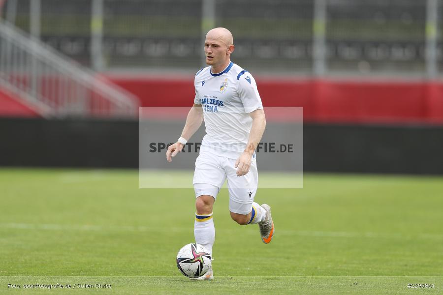 Maximilian Krauß, FLYERALARM Arena, Würzburg, 17.07.2021, DFL, Freundschaftsspiele, sport, action, Fussball, Deutschland, Juli 2021, Saison 2021/2022, FCC, FWK, Regionalliga Nordost, 3. Liga, FC Carl Zeiss Jena, FC Würzburger Kickers - Bild-ID: 2299861