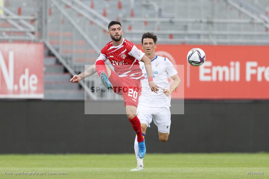 Fanol Perdedaj, FLYERALARM Arena, Würzburg, 17.07.2021, DFL, Freundschaftsspiele, sport, action, Fussball, Deutschland, Juli 2021, Saison 2021/2022, FCC, FWK, Regionalliga Nordost, 3. Liga, FC Carl Zeiss Jena, FC Würzburger Kickers - Bild-ID: 2299862