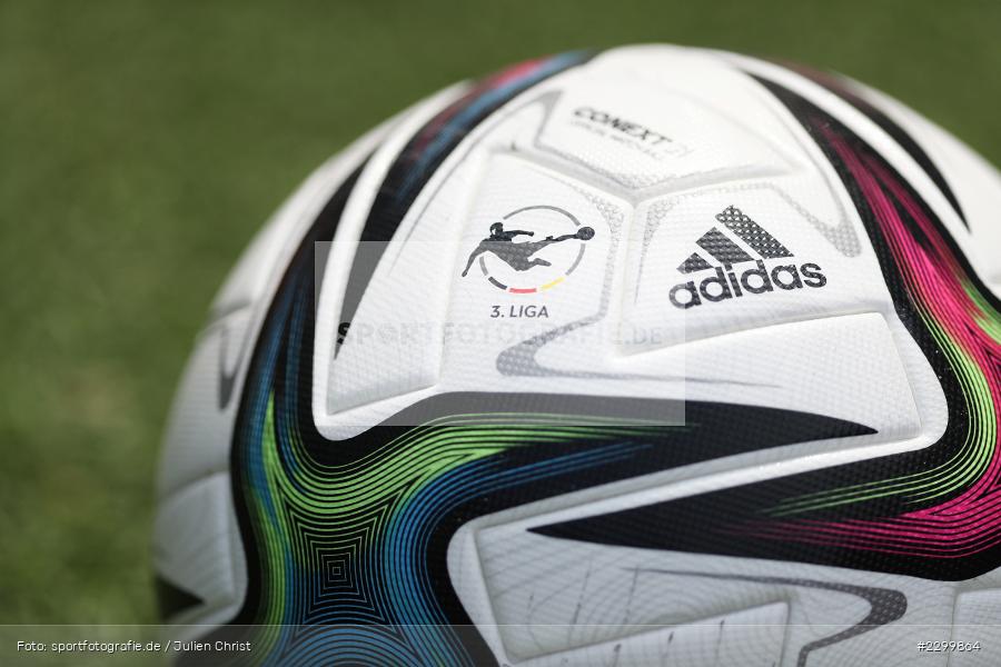 Official, Matchball, Conext 21, Spielball, Symbolbild, FLYERALARM Arena, Würzburg, 17.07.2021, DFL, Freundschaftsspiele, sport, action, Fussball, Deutschland, Juli 2021, Saison 2021/2022, FCC, FWK, Regionalliga Nordost, 3. Liga, FC Carl Zeiss Jena, FC Würzburger Kickers - Bild-ID: 2299864