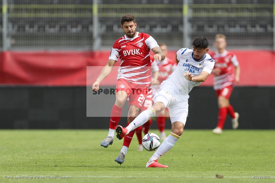 Moritz Heinrich, FLYERALARM Arena, Würzburg, 17.07.2021, DFL, Freundschaftsspiele, sport, action, Fussball, Deutschland, Juli 2021, Saison 2021/2022, FCC, FWK, Regionalliga Nordost, 3. Liga, FC Carl Zeiss Jena, FC Würzburger Kickers - Bild-ID: 2299879