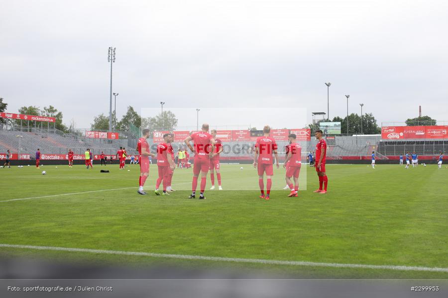 Mannschaftskreis, Aufwärmen, FLYERALARM Arena, Würzburg, 17.07.2021, DFL, Freundschaftsspiele, sport, action, Fussball, Deutschland, Juli 2021, Saison 2021/2022, FCC, FWK, Regionalliga Nordost, 3. Liga, FC Carl Zeiss Jena, FC Würzburger Kickers - Bild-ID: 2299953 Mannschaftskreis, Aufwärmen, FLYERALARM Arena, Würzburg, 17.07.2021, DFL, Freundschaftsspiele, sport, action, Fussball, Deutschland, Juli 2021, Saison 2021/2022, FCC, FWK, Regionalliga Nordost, 3. Liga, FC Carl Zeiss Jena, FC Würzburger Kickers - Bild-ID: 2299953