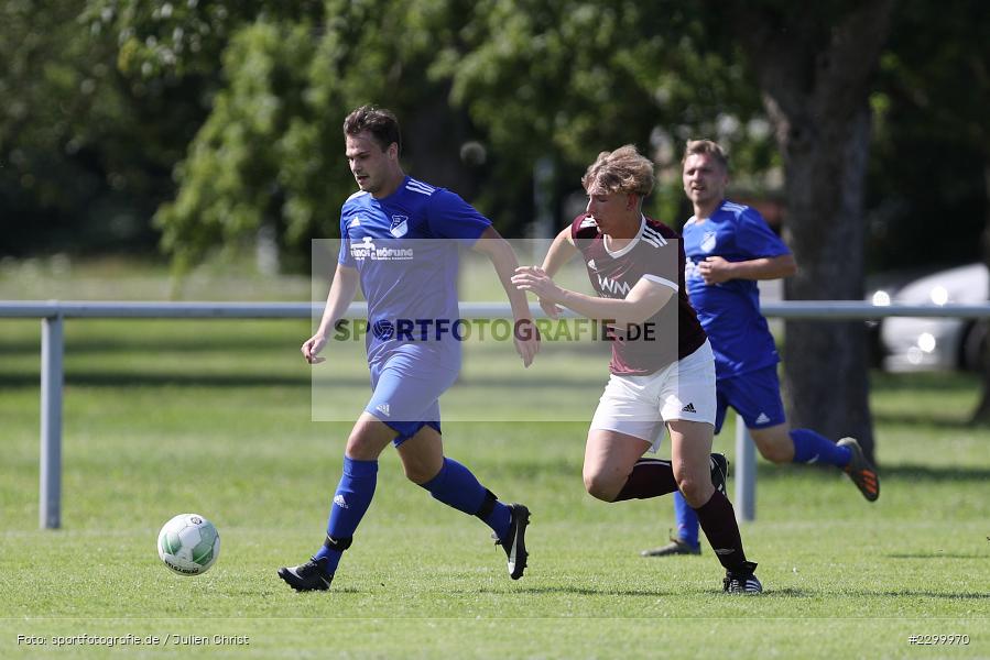 Noah Väthjunker, Philipp Malin, Sportplatz, Gössenheim, 18.07.2021, Freundschaftsspiele, sport, action, Fussball, Deutschland, Juli 2021, Saison 2021/2022, TSV Partenstein, FC Gössenheim - Bild-ID: 2299970
