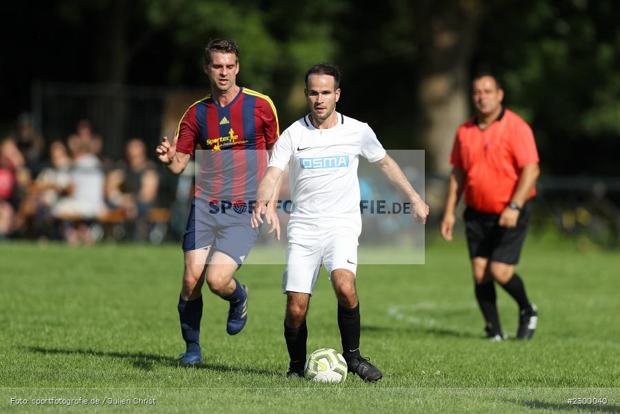 Julian Weikinger, William Vielwerth, Sportplatz, Karsbach, 18.07.2021, Freundschaftsspiele, sport, action, Fussball, Deutschland, Juli 2021, Saison 2021/2022, FV Mittelsinn/Obersinn, FC Karsbach - Bild-ID: 2300040