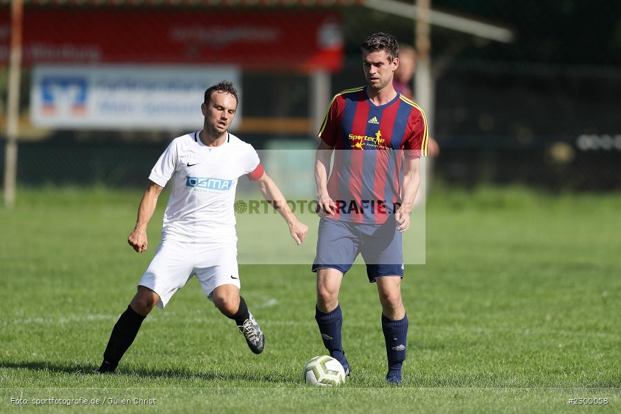 Julian Weikinger, Sportplatz, Karsbach, 18.07.2021, Freundschaftsspiele, sport, action, Fussball, Deutschland, Juli 2021, Saison 2021/2022, FV Mittelsinn/Obersinn, FC Karsbach - Bild-ID: 2300058