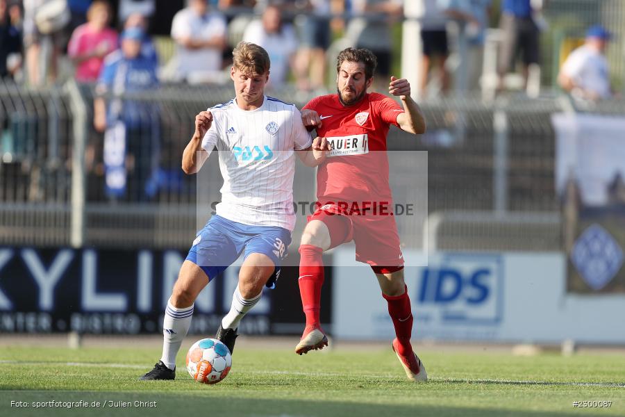 Christian Brucia, Niklas Borger, Stadion am Schoenbusch, Aschaffenburg, 23.07.2021, BFV, sport, action, Fussball, Deutschland, Juli 2021, Saison 2021/2022, TSV, SVA, Regionalliga Bayern, TSV Buchbach, SV Viktoria Aschaffenburg - Bild-ID: 2300087
